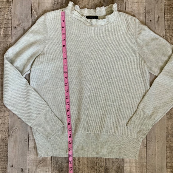 J Crew Cotton Wool Heather Light Grey Ruffle Neck Pull Over Sweater SZ S - Picture 10 of 12
